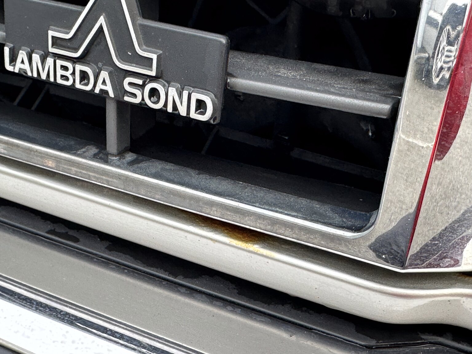 Exterior image of 1988 Volvo 780 Bertone Coupé