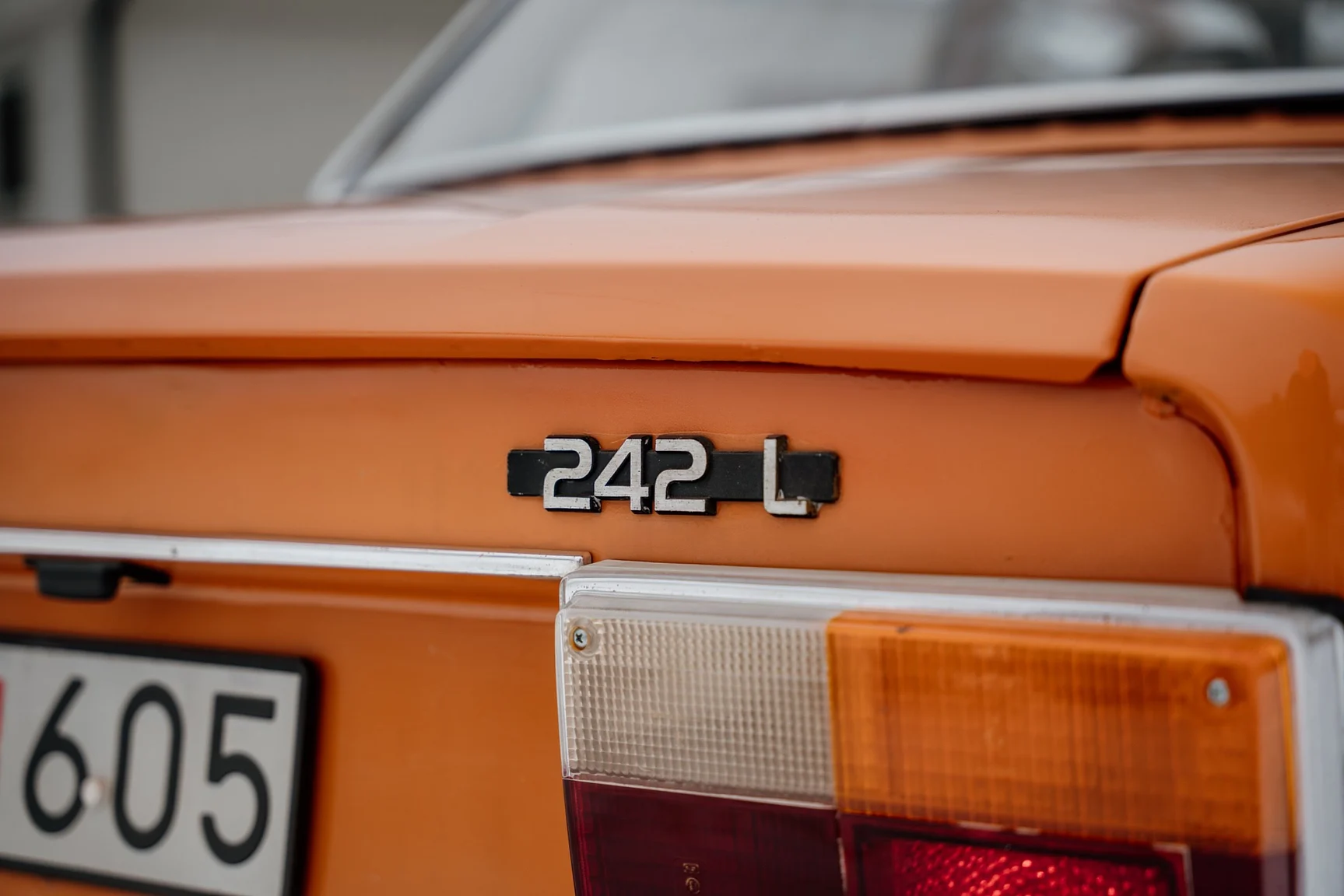 Exteriörbild på 1975 Volvo 242 2-dörrars coupé (67)
