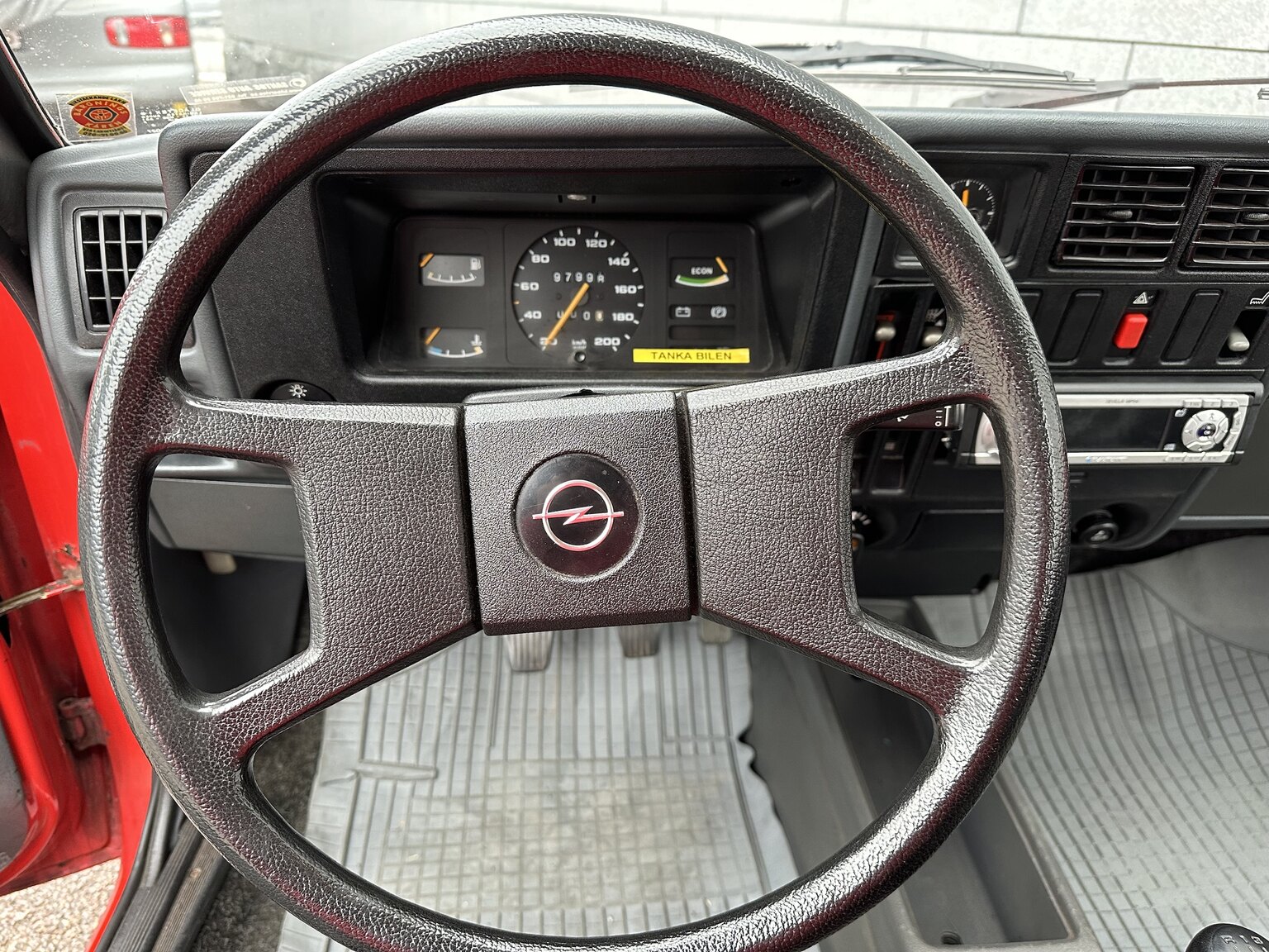 Interior image of 1983 Opel Kadett (10)