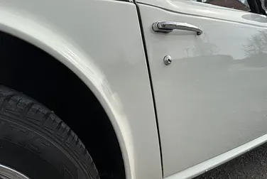 #<Image:0x00007f5ef4b80010>