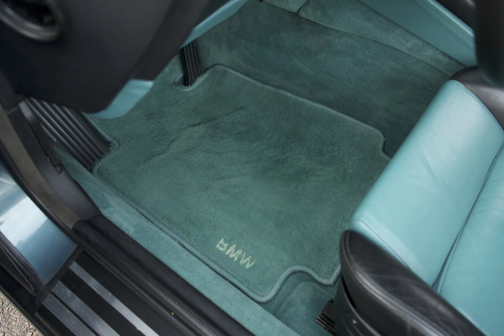 Innenraumfoto von 1992 BMW 850i 6-speed manual - 1 of 49 (11)