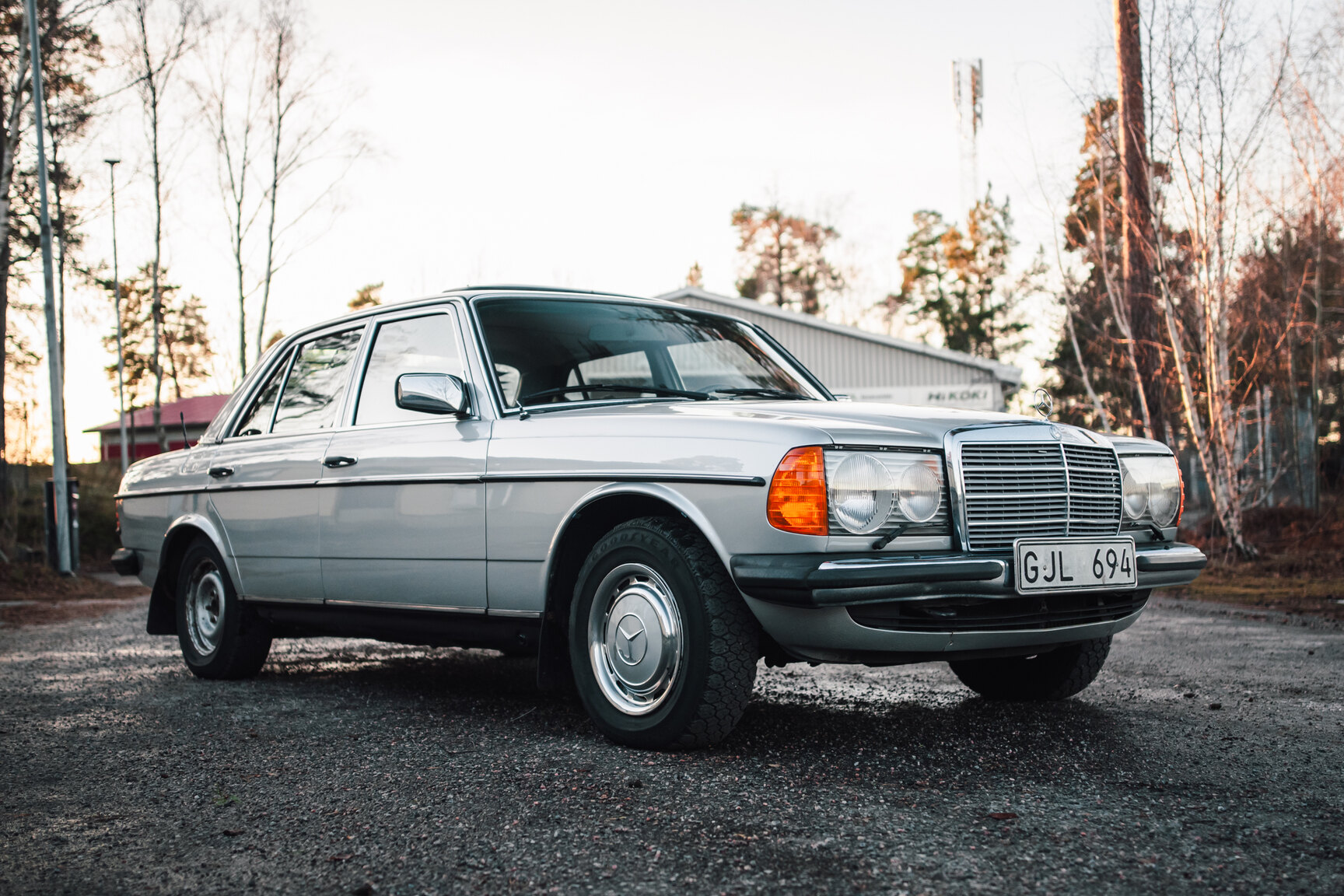 Exterior image of 1978 Mercedes-Benz 250