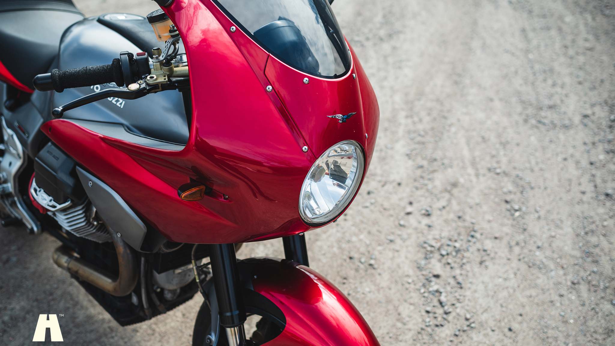 Exterior image of 2002 Moto Guzzi V11 Le Mans (14)