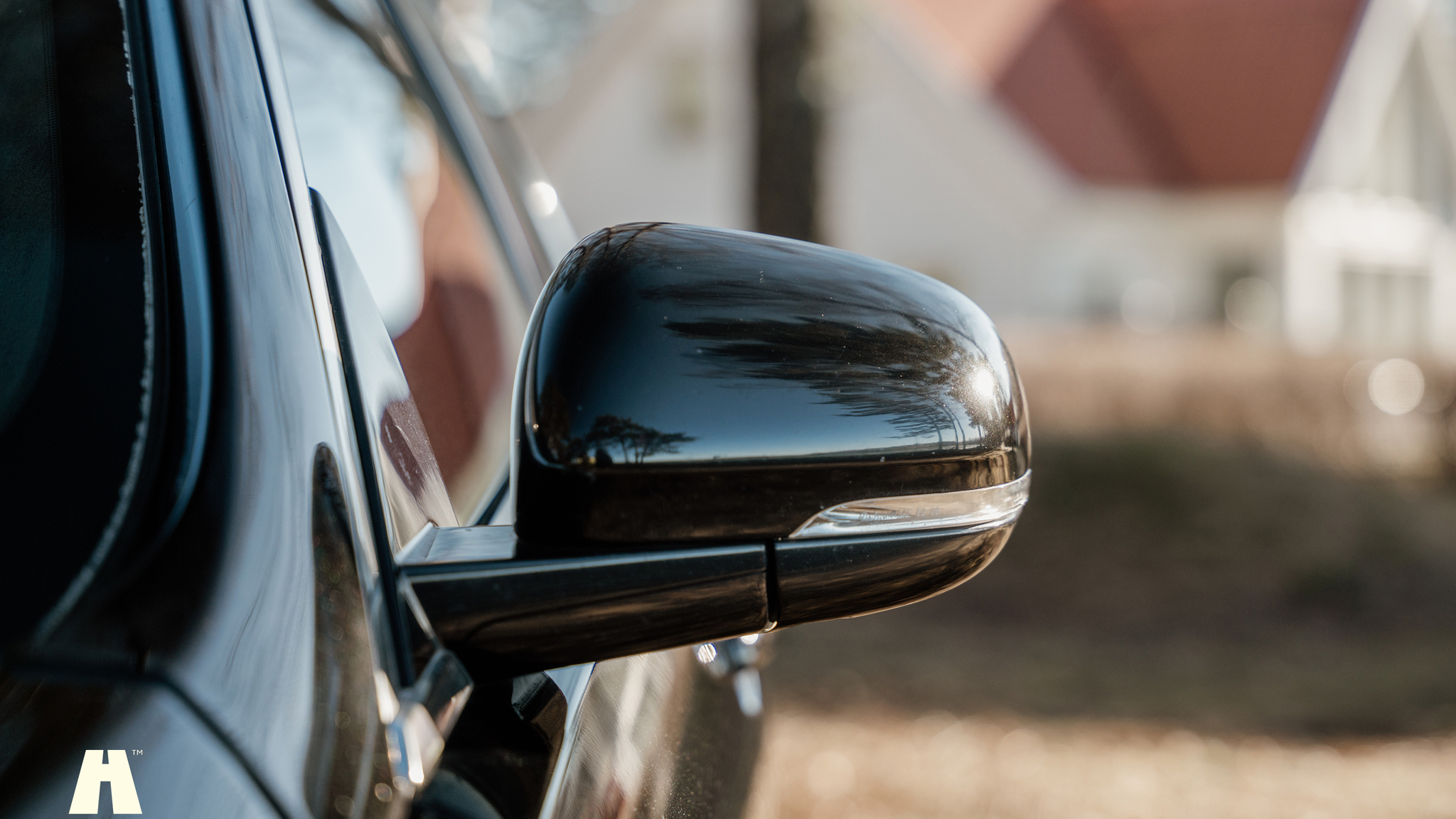 Exterior image of 2010 Jaguar XFR (19)