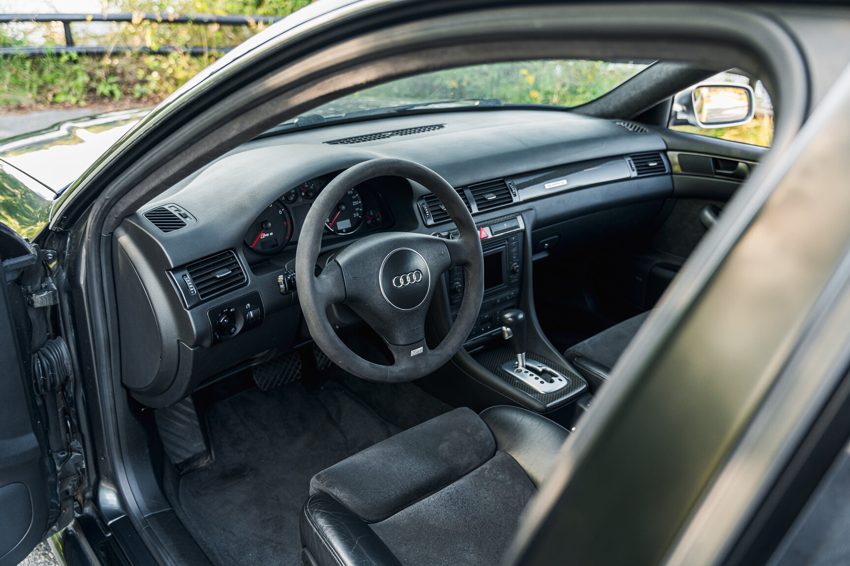 Innenraumfoto von 2003  Audi RS6 C5