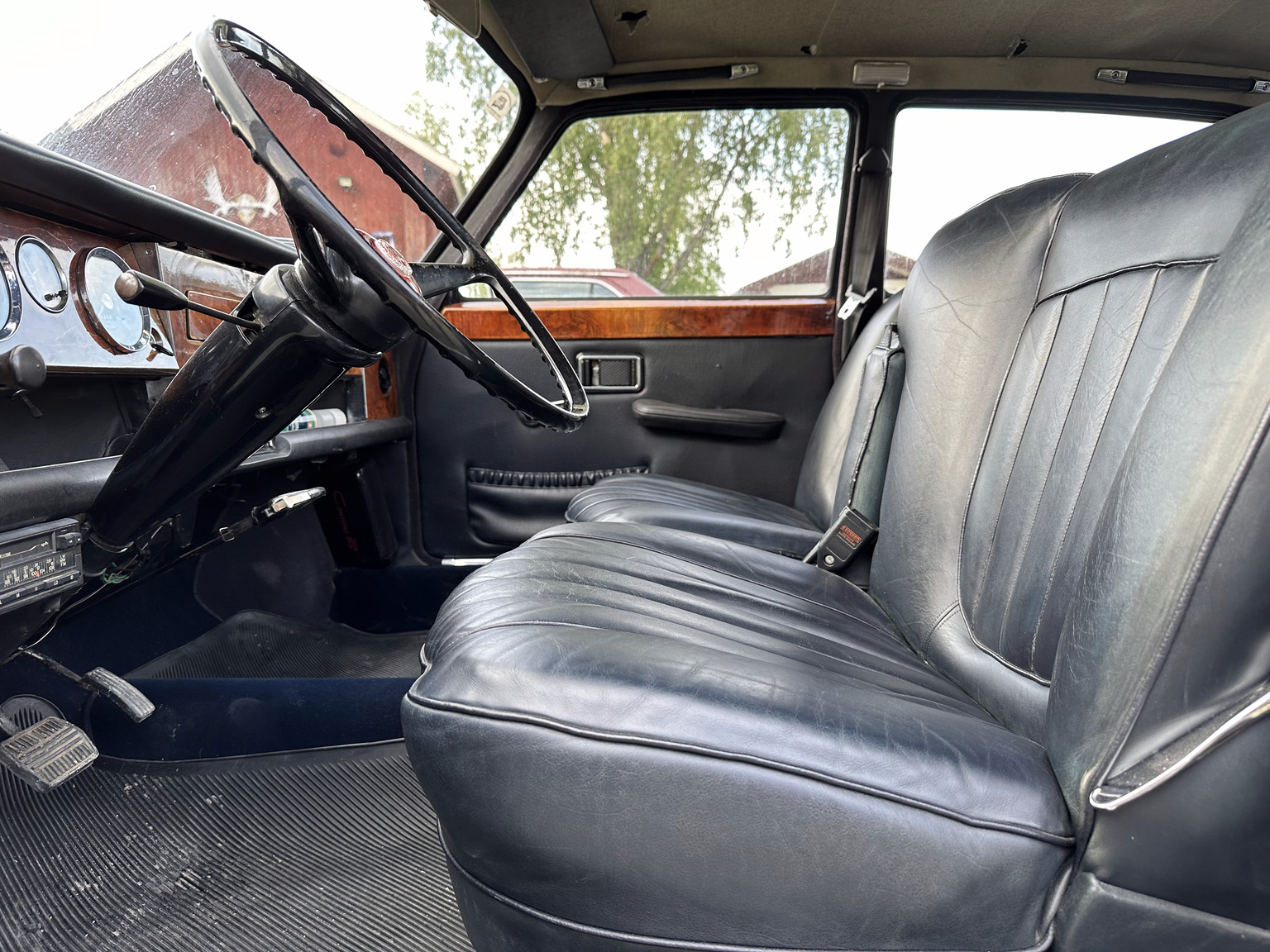 Interior image of 1968 Wolseley 18/85 1.8 (3)