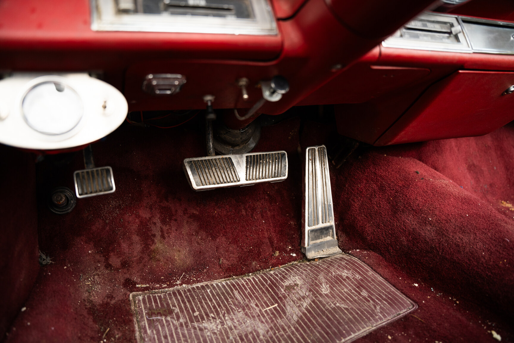 Innenraumfoto von 1965 Cadillac De Ville convertible