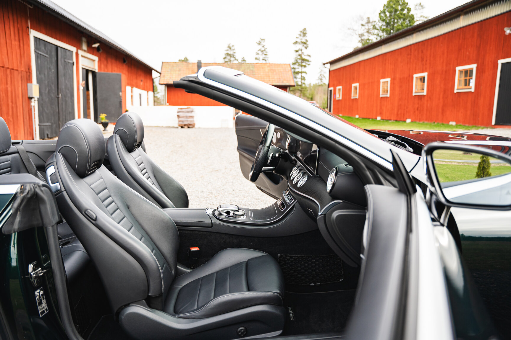 Interiörbild 2019 Mercedes-Benz E300 Cabriolet