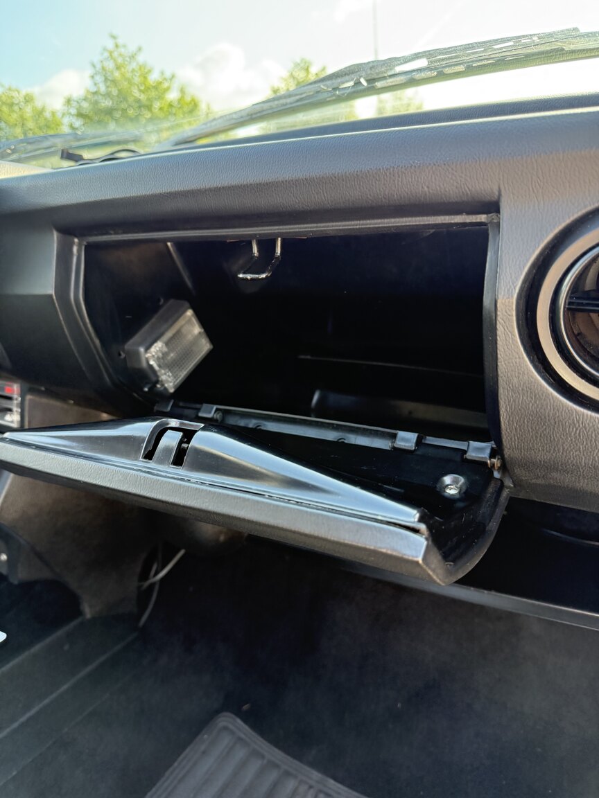 Interior image of 1986 Alfa Romeo Alfetta GTV 2.0