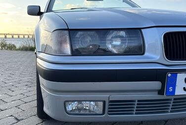 Exterior image of 1993 BMW 325 I CABRIO 