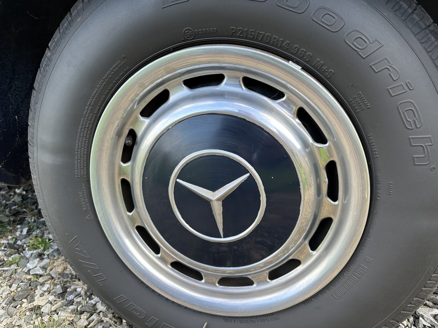 Exteriörbild på 1975 Mercedes-Benz 450 SEL 6.9 Bepansrad 