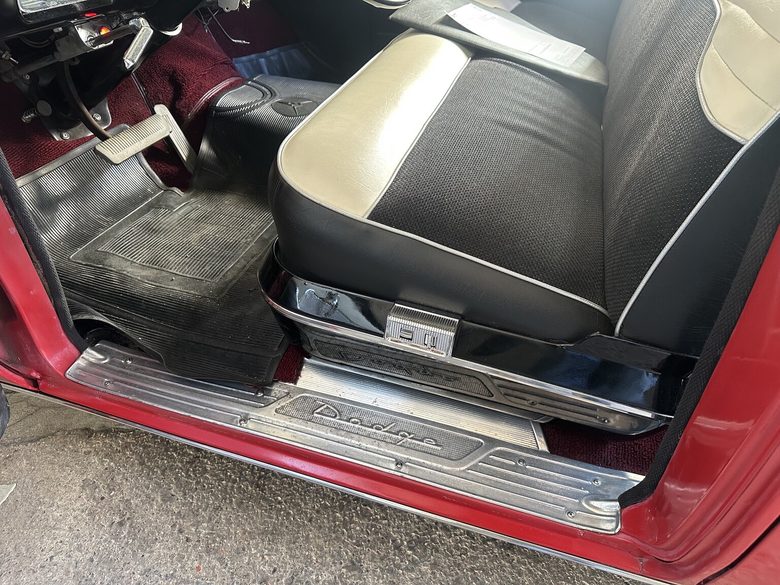 Interiörbild 1955 Dodge Custom Royal Sedan HEMI
