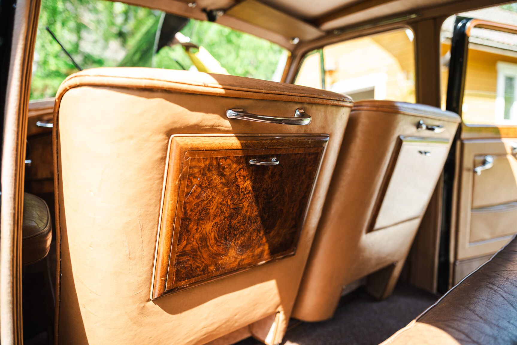 Interior image of 1950 Bentley 4 1/4 Litre