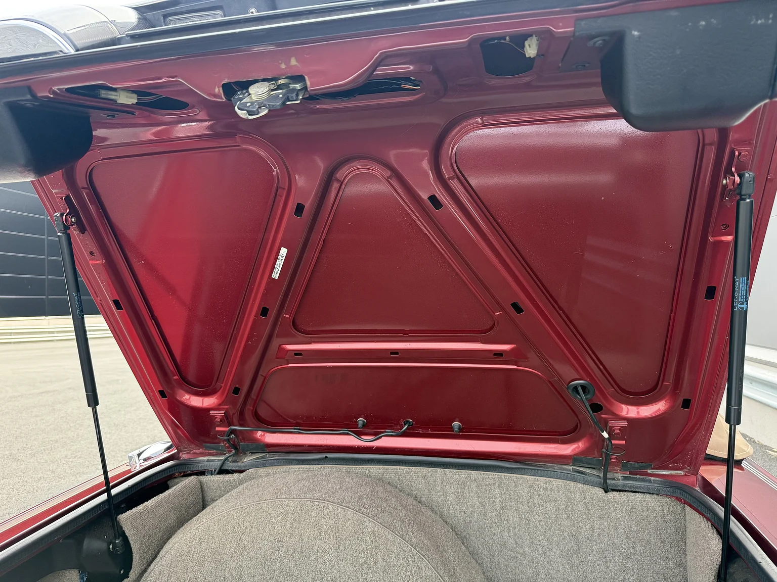 Interior image of 1993 Jaguar XjS Cabriolet (35)