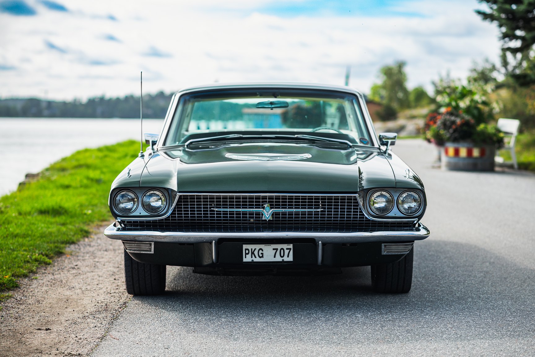 Exteriörbild på 1966 Ford Thunderbird Town Hardtop