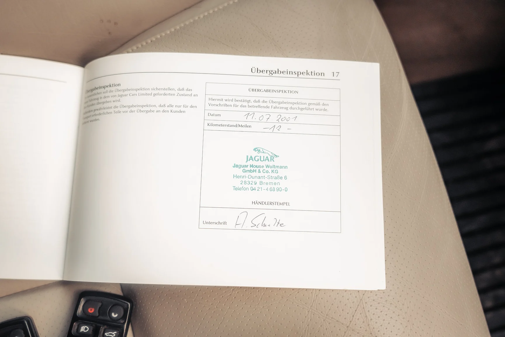 Dokumentation, 2001 Jaguar  Xj 4,0 Sovereign (3)