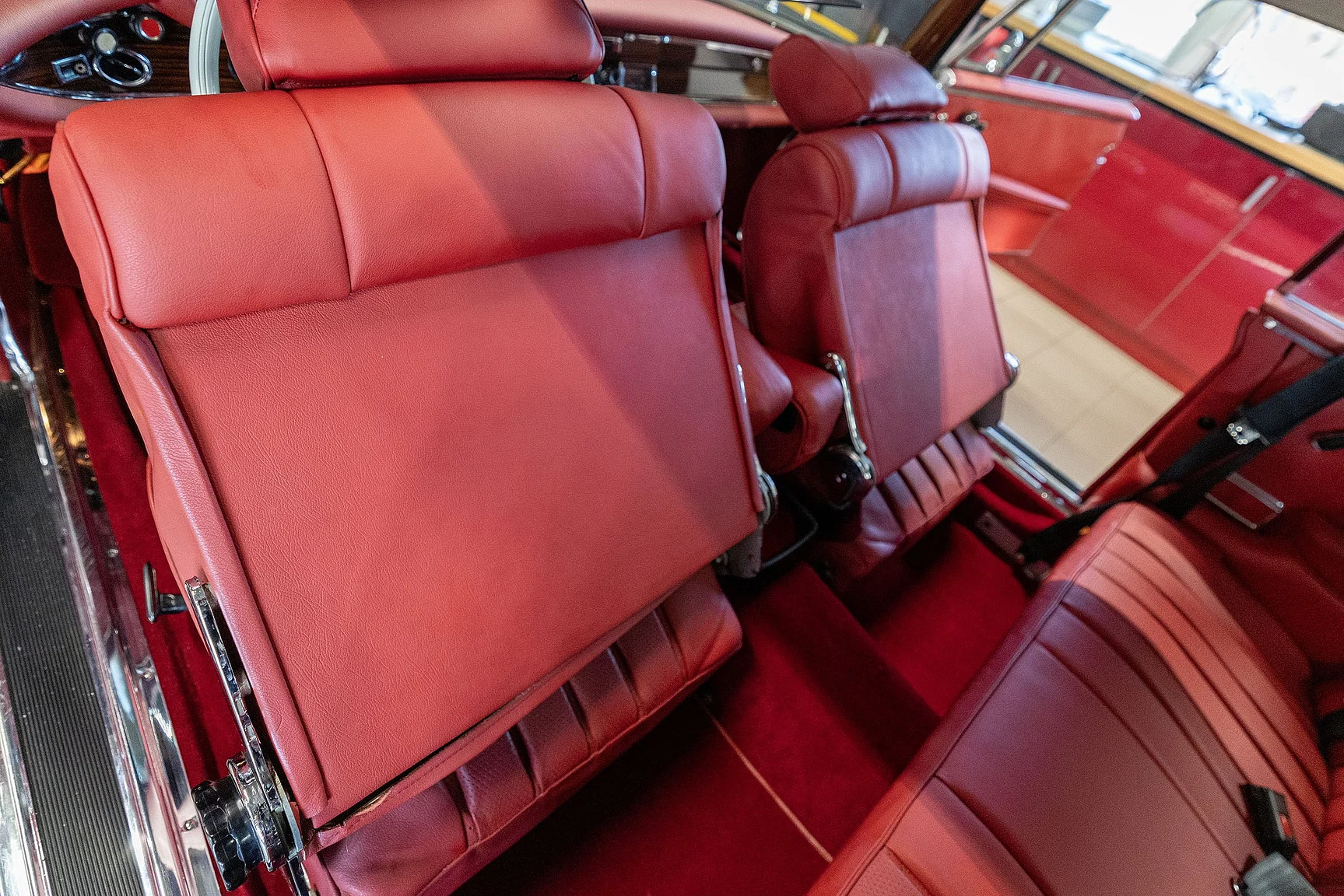 Innenraumfoto von 1970 Mercedes-Benz  280 SE 3.5 Coupé (9)