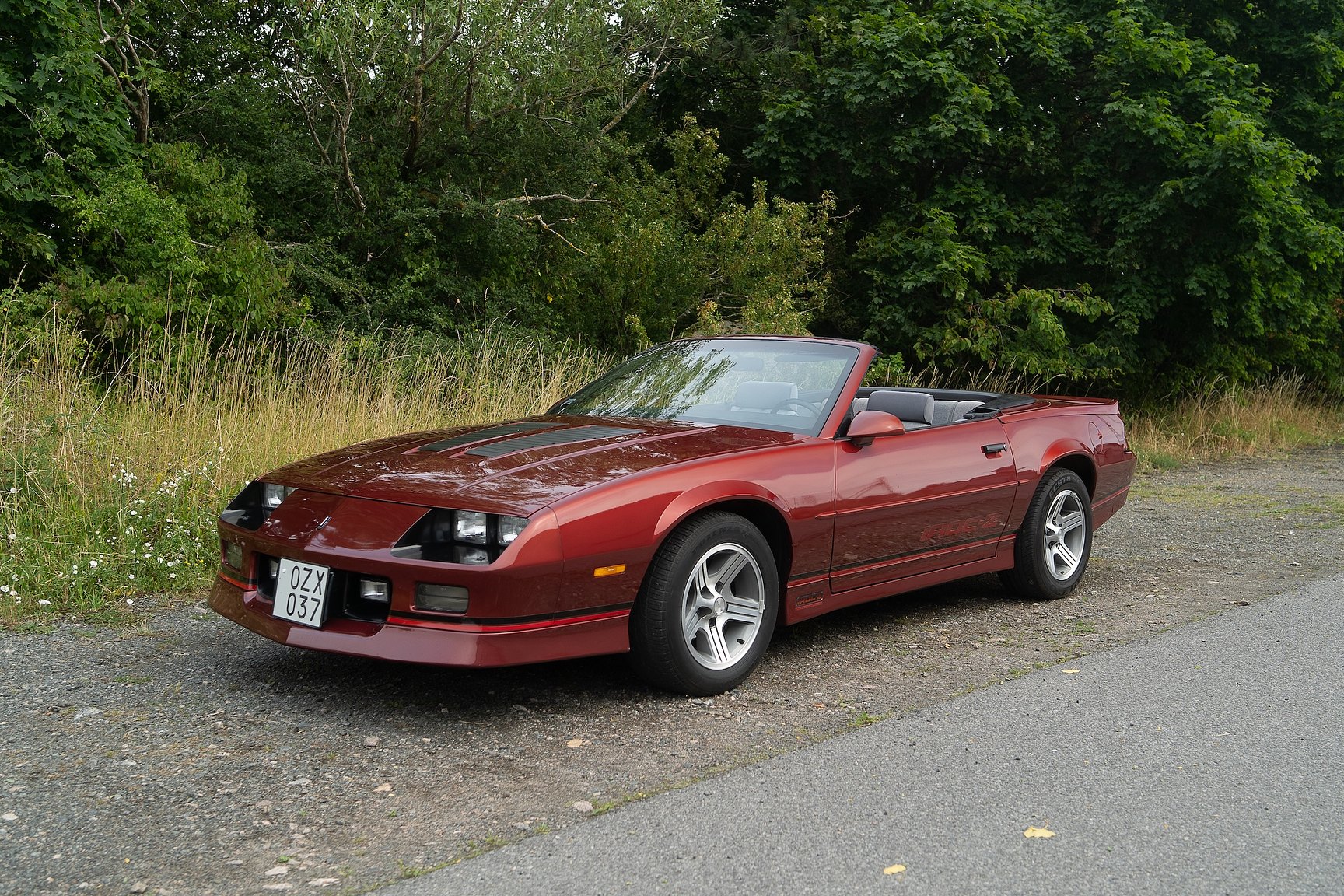 Exterior image of 1988 Chevrolet Camaro Z28 Iroc-Z Convertible