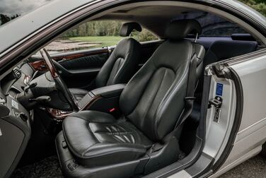 Interior image of 2002 Mercedes-Benz CL 600