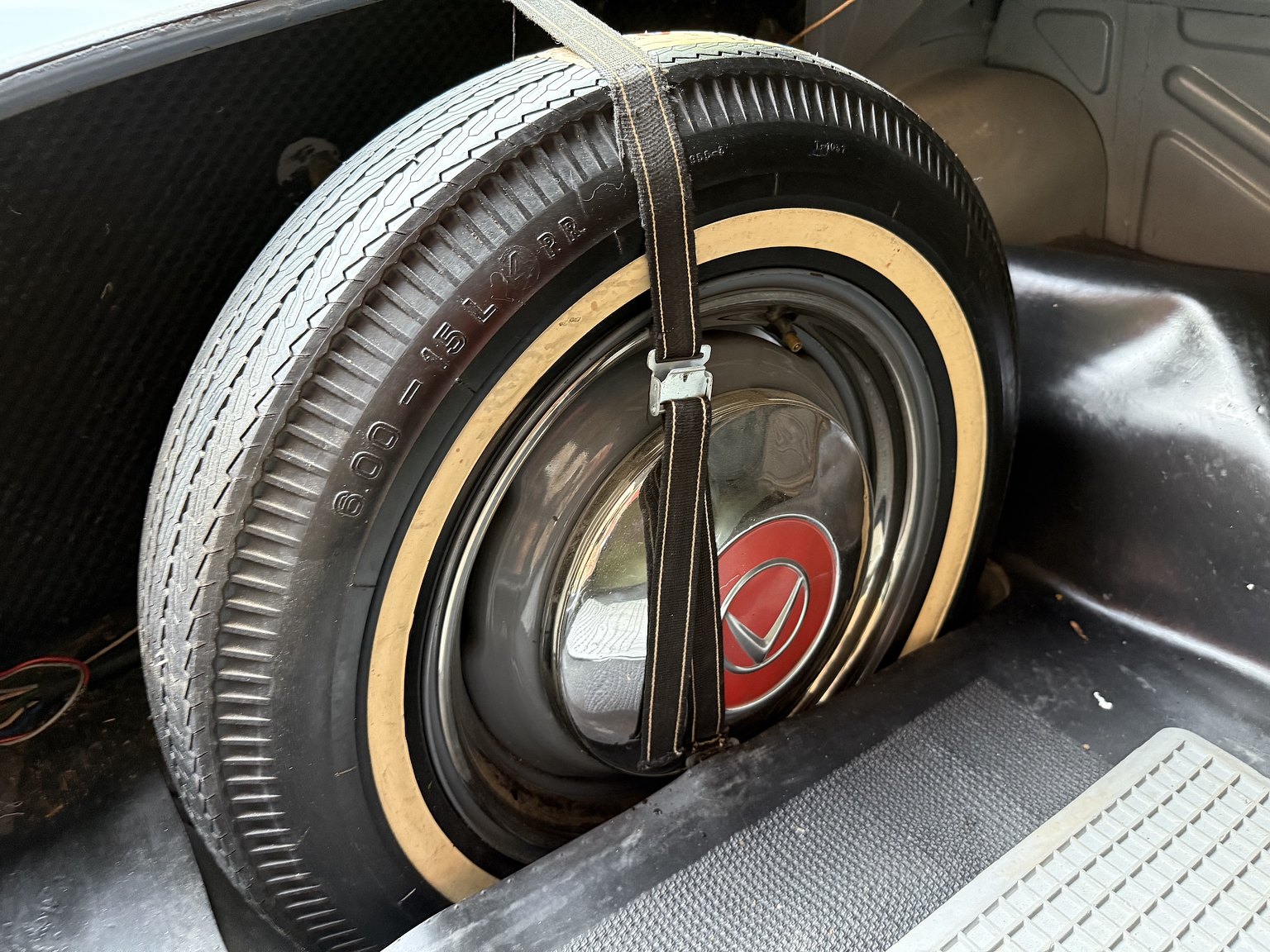 Interior image of 1964 Volvo Amazon 121 P130