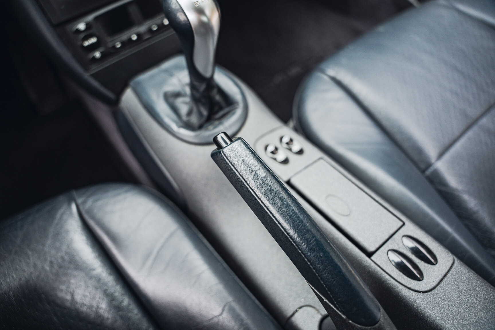 Interior image of 1999 Porsche 911 Carrera 4