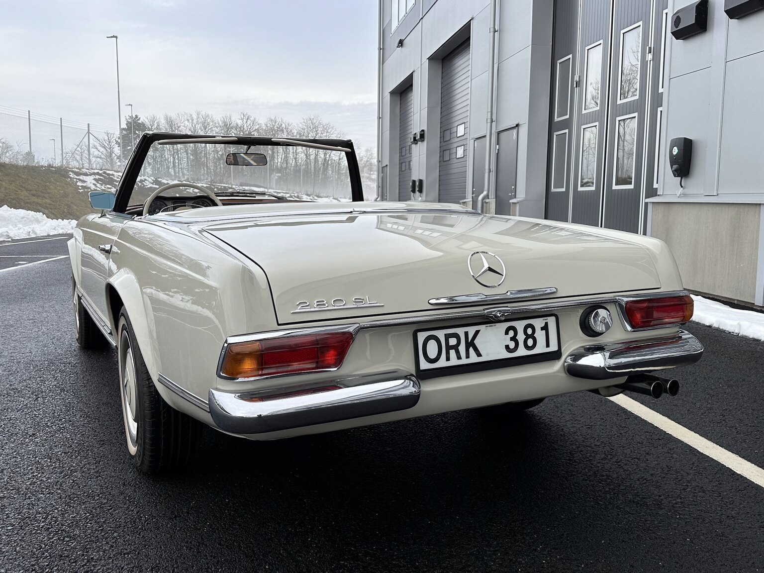 Aussenfoto 1968 Mercedes Benz SL 280 Pagoda
