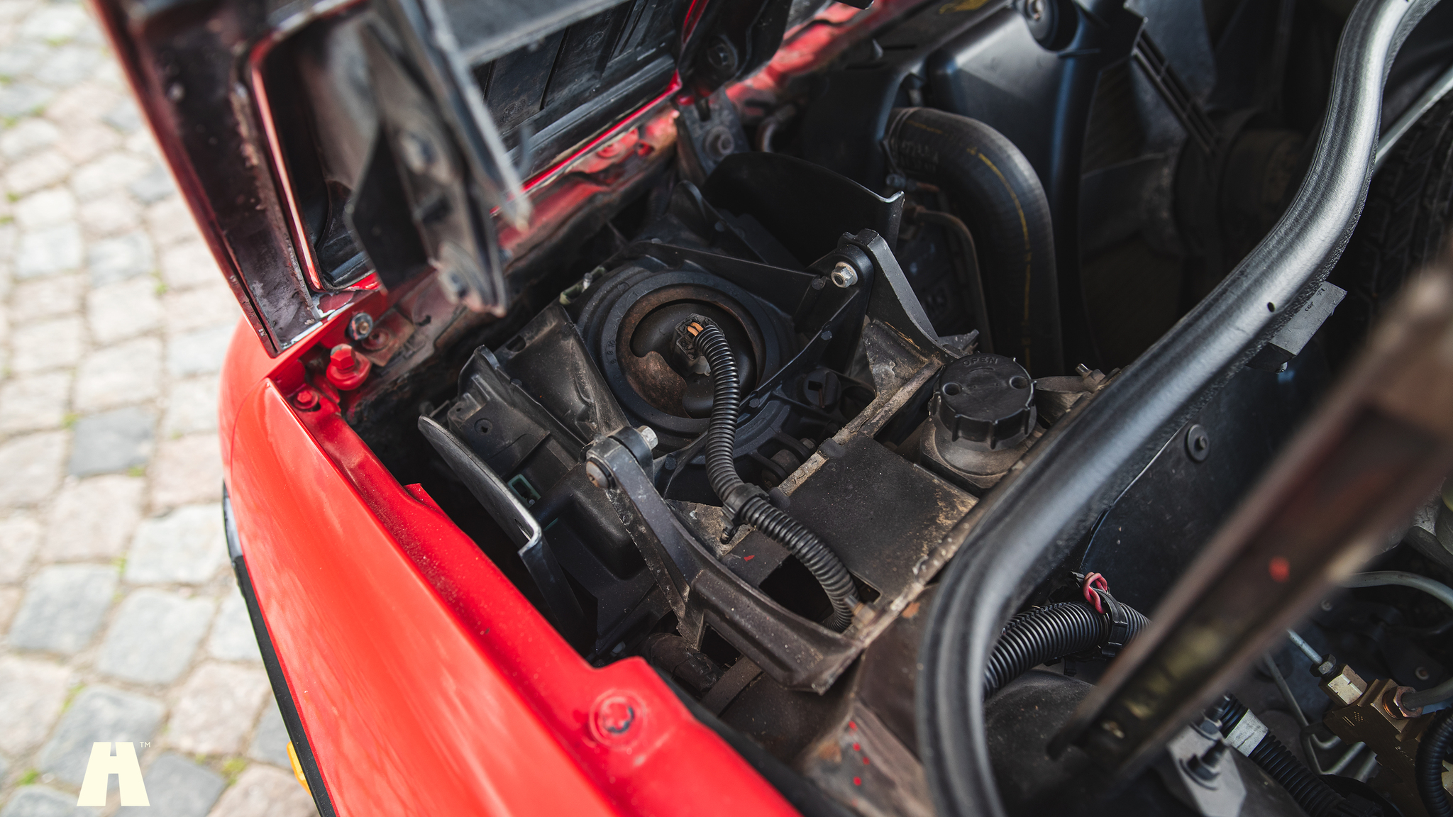 Image of 1985 Pontiac Fiero GT mechanics (74)