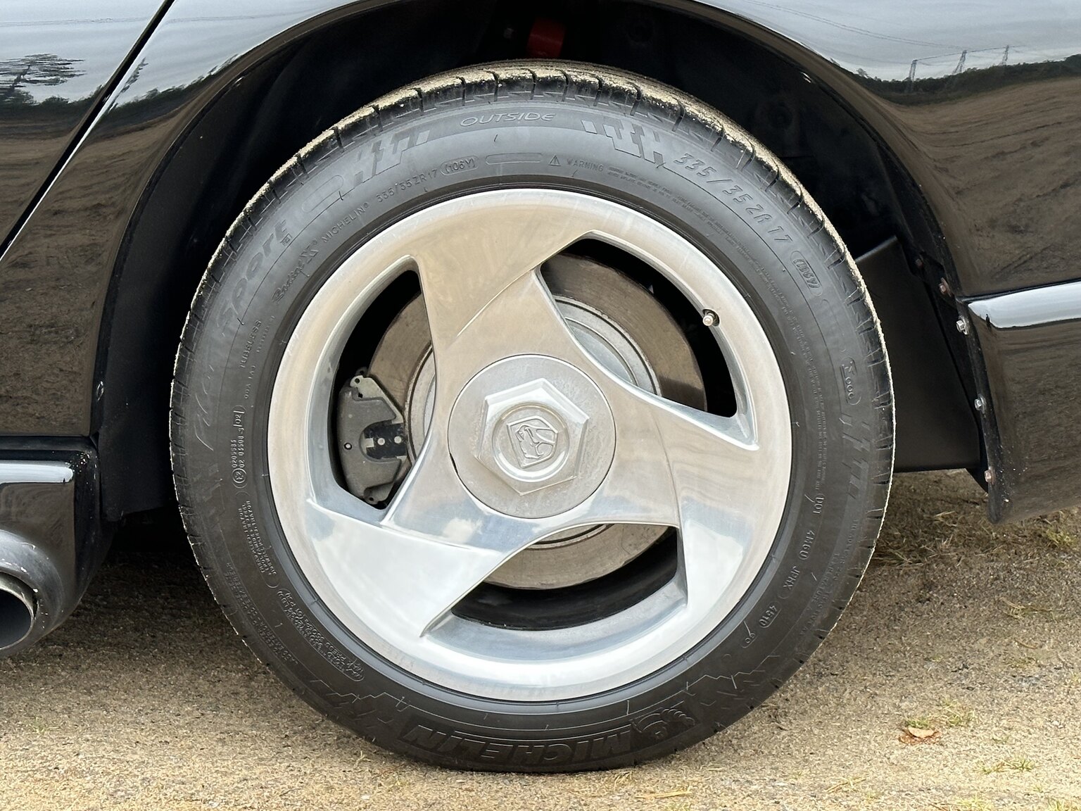 Exteriörbild på 1994 Chrysler Viper RT/10