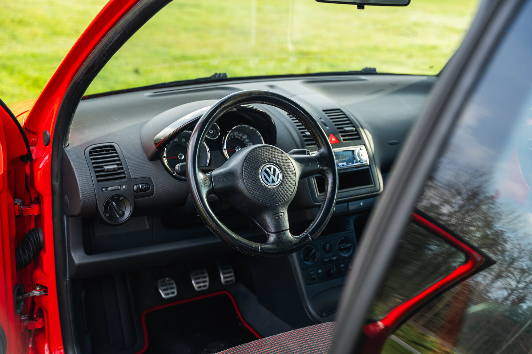 Interior image of 2001 VW Lupo GTI