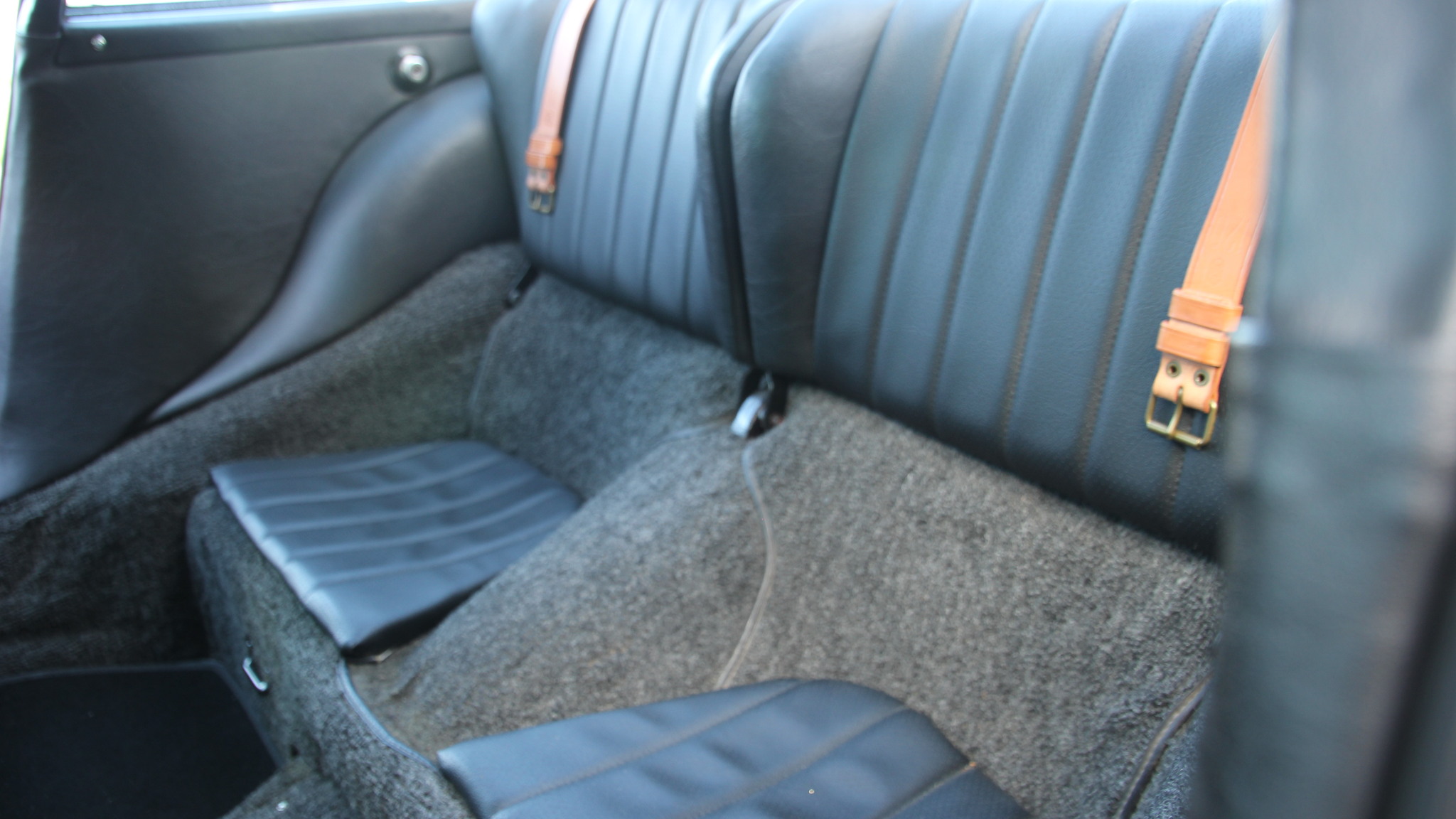 Interior image of 1966 Porsche 912