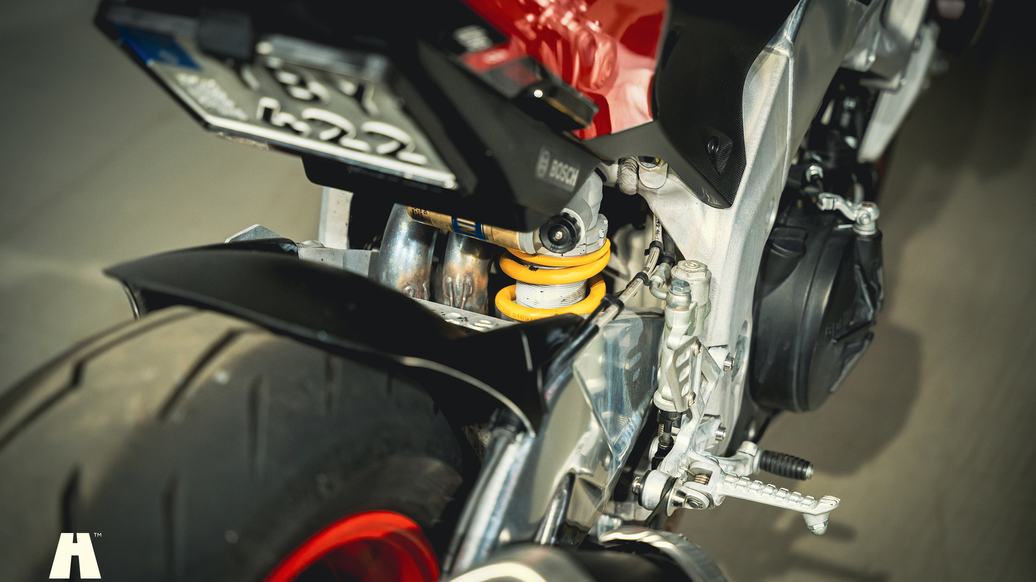 Image of 2016 Aprilia Tuono V4 Factory mechanics