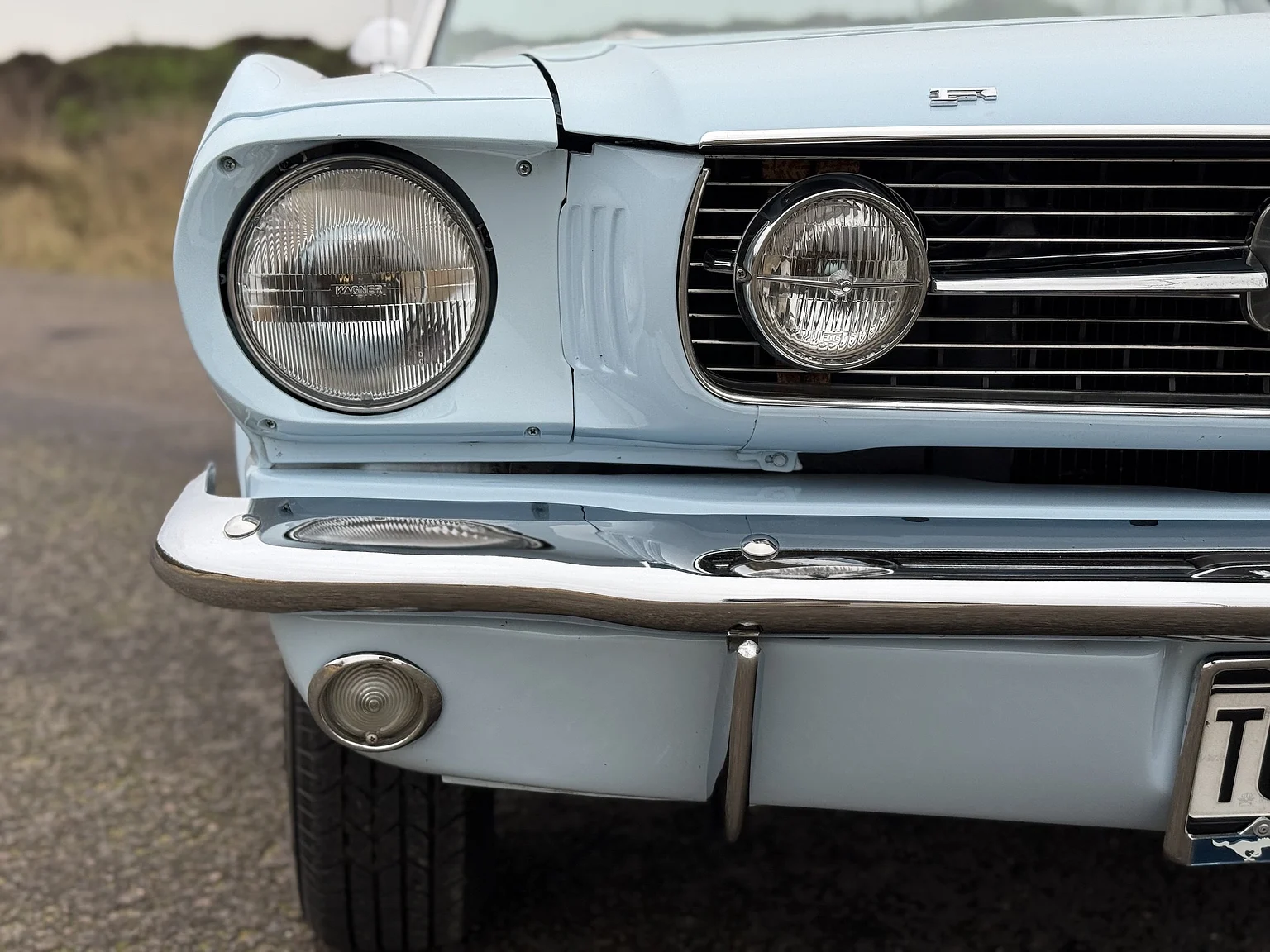 Exteriörbild på 1966 Ford Mustang Convertible 289 V8 (35)