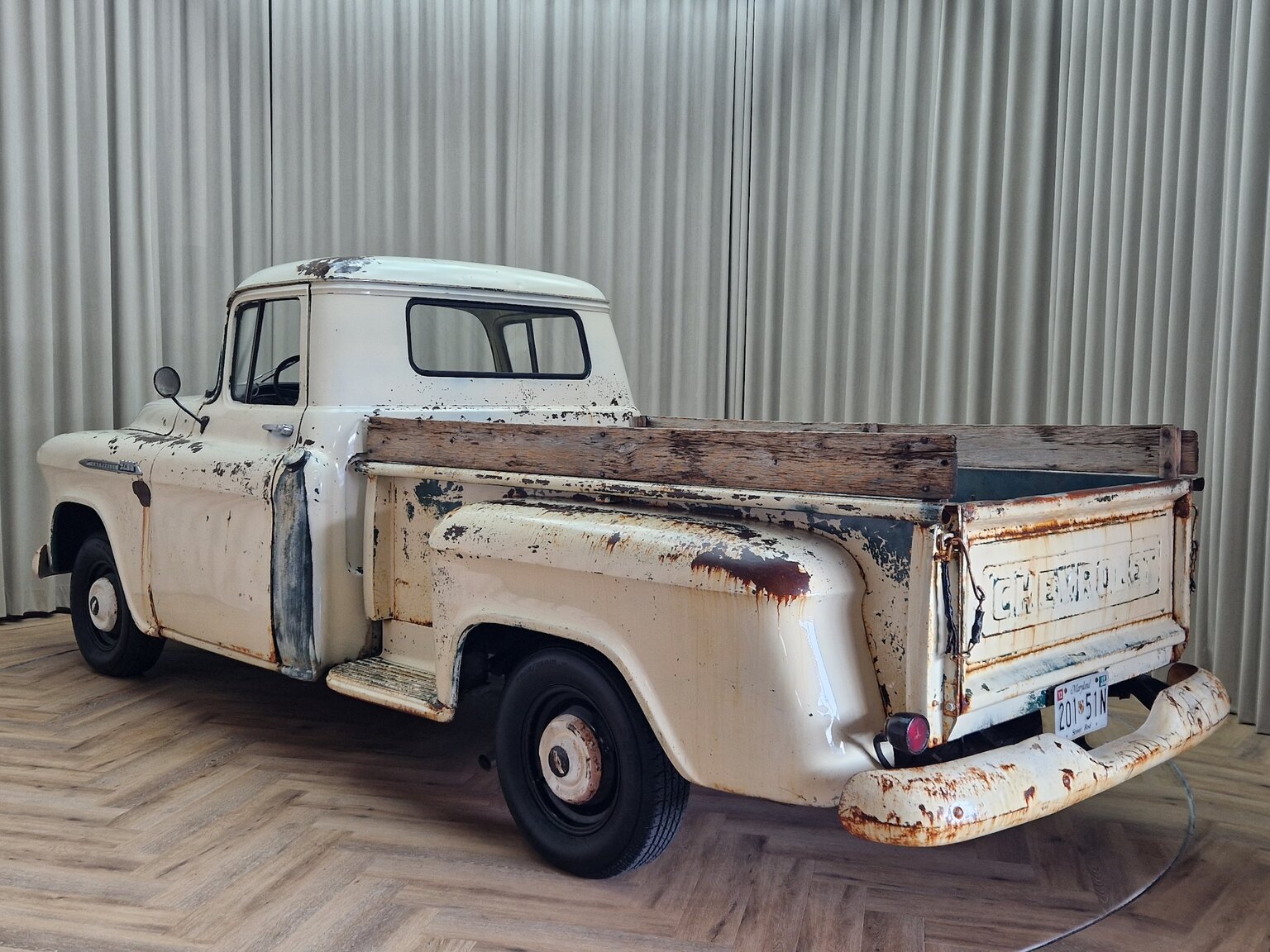 Exteriörbild på Chevrolet Apache (SÅLD PÅ PLATS) 