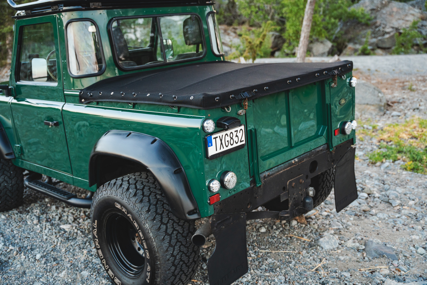 Exterior image of 2003 Land Rover Defender TD5 90 Pickup (23)