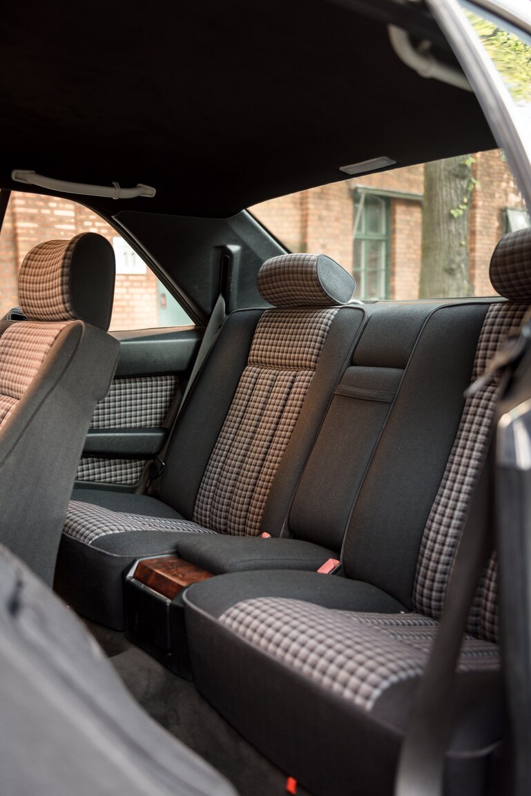 Interiörbild 1992 Mercedes-Benz 300CE-24V 