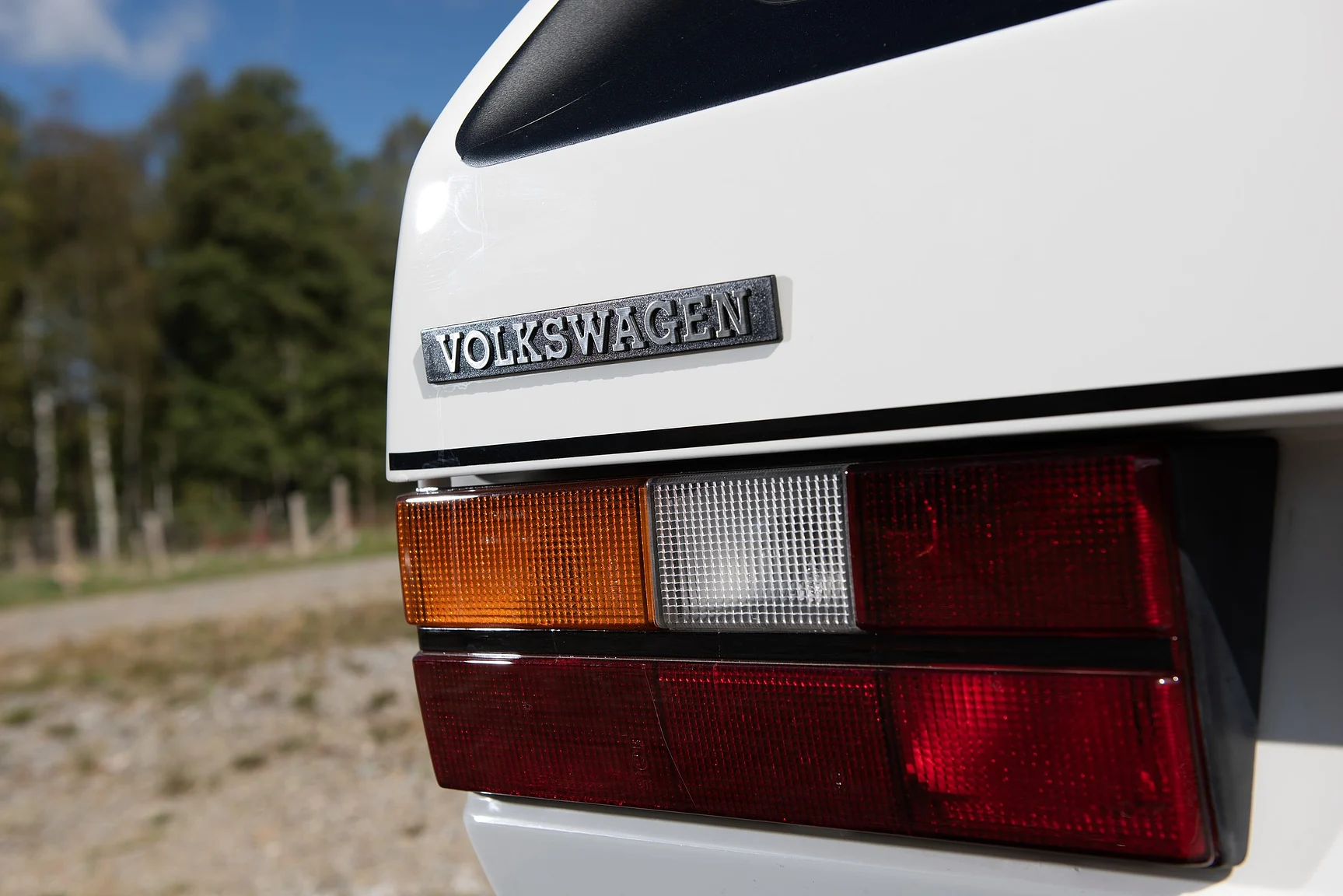 Exteriörbild på 1984 Volkswagen Golf GTI "Special" (40)