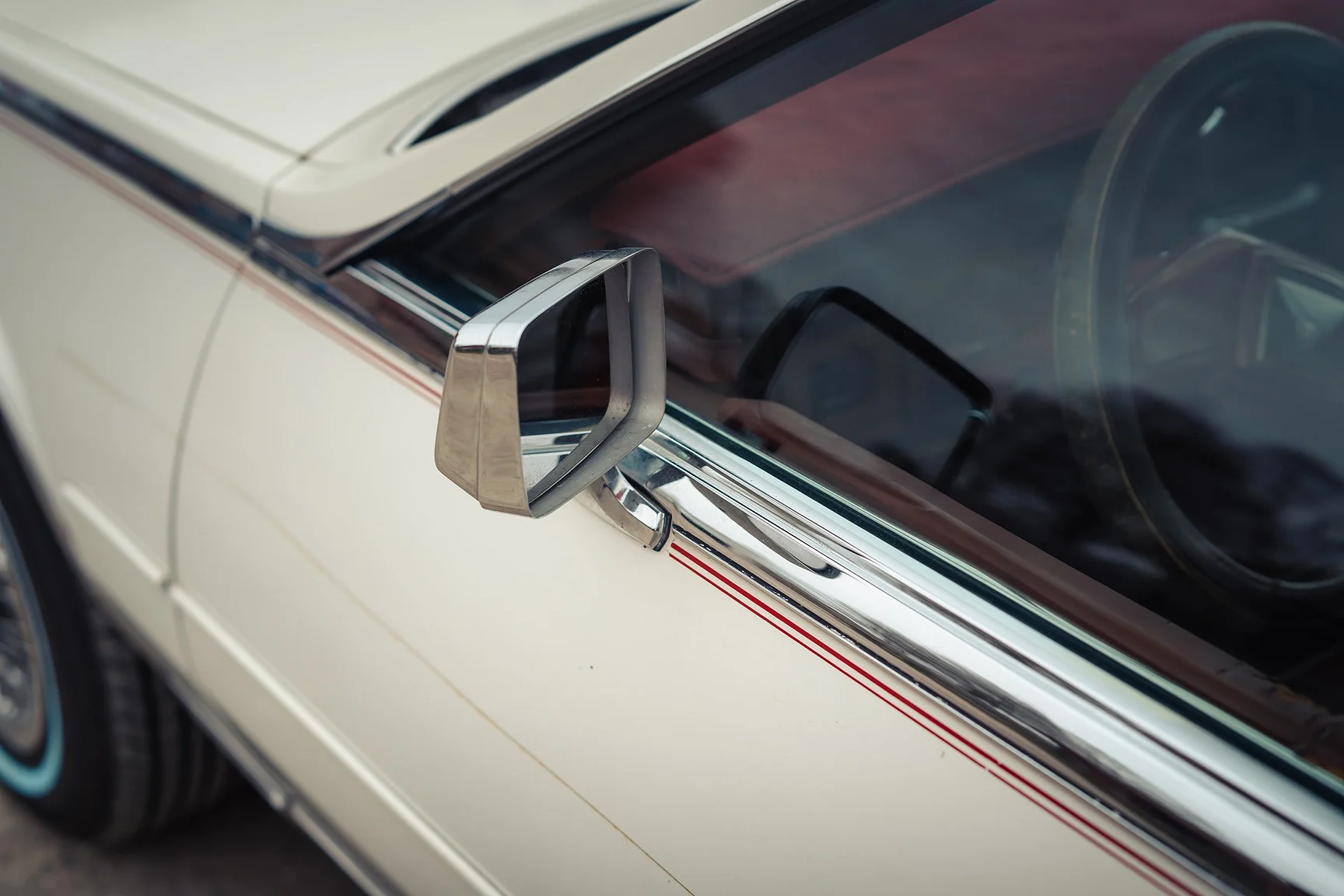 Exteriörbild på 1984 Cadillac Eldorado Biarritz Convertible (62)
