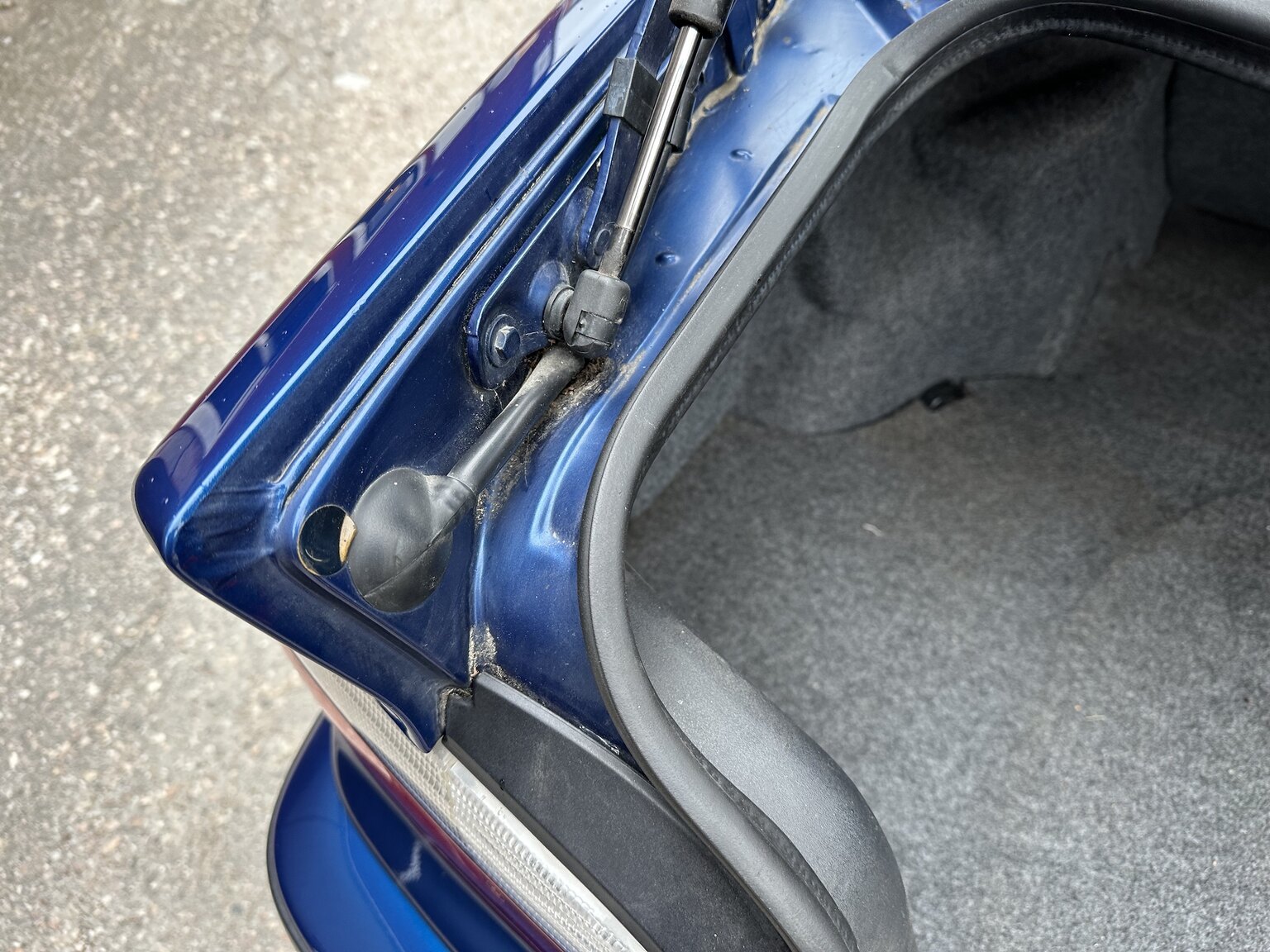 Interiörbild 1996 BMW 328i Coupé E36 M-Sport