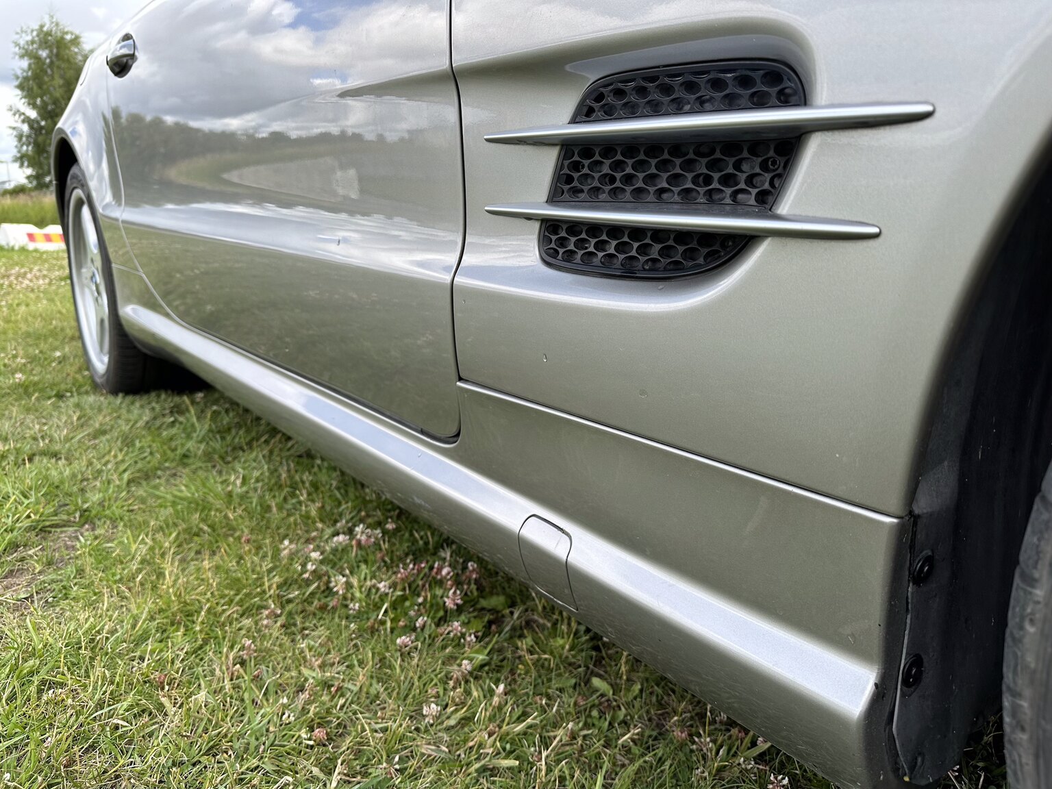 Aussenfoto 2003 Mercedes Benz SL 500