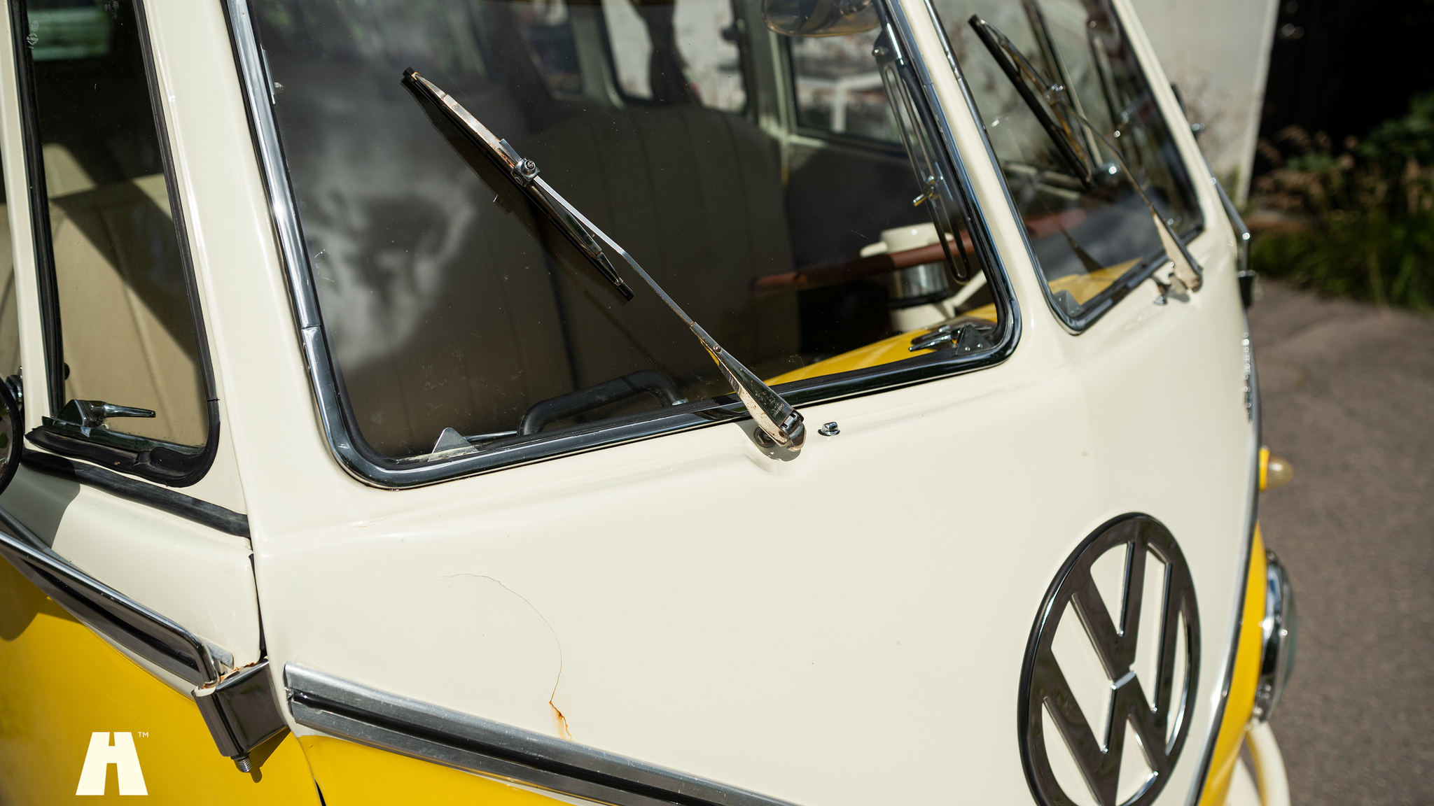 Exteriörbild på 1974 Volkswagen T1 Split Window  