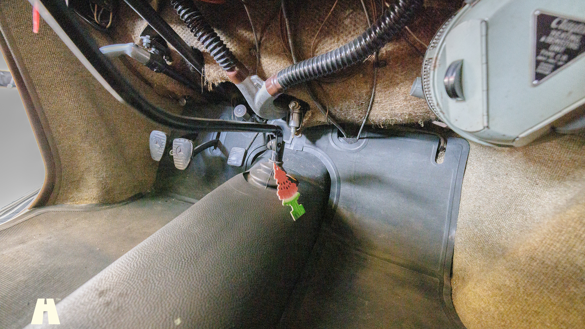 Interior image of 1950 Mercedes Benz 170 va (31)