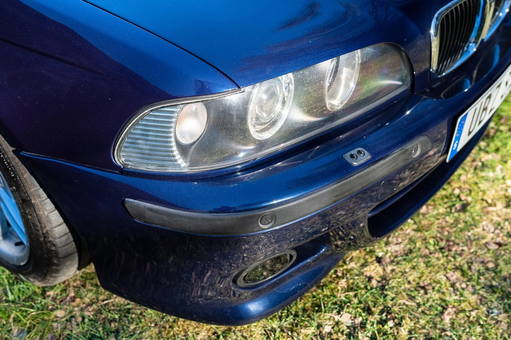 Exterior image of 1996 BMW 540iA (40)