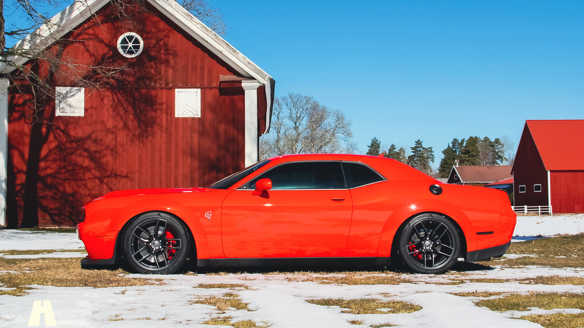 Exteriörbild på 2019 Dodge Challenger Hellcat (7)