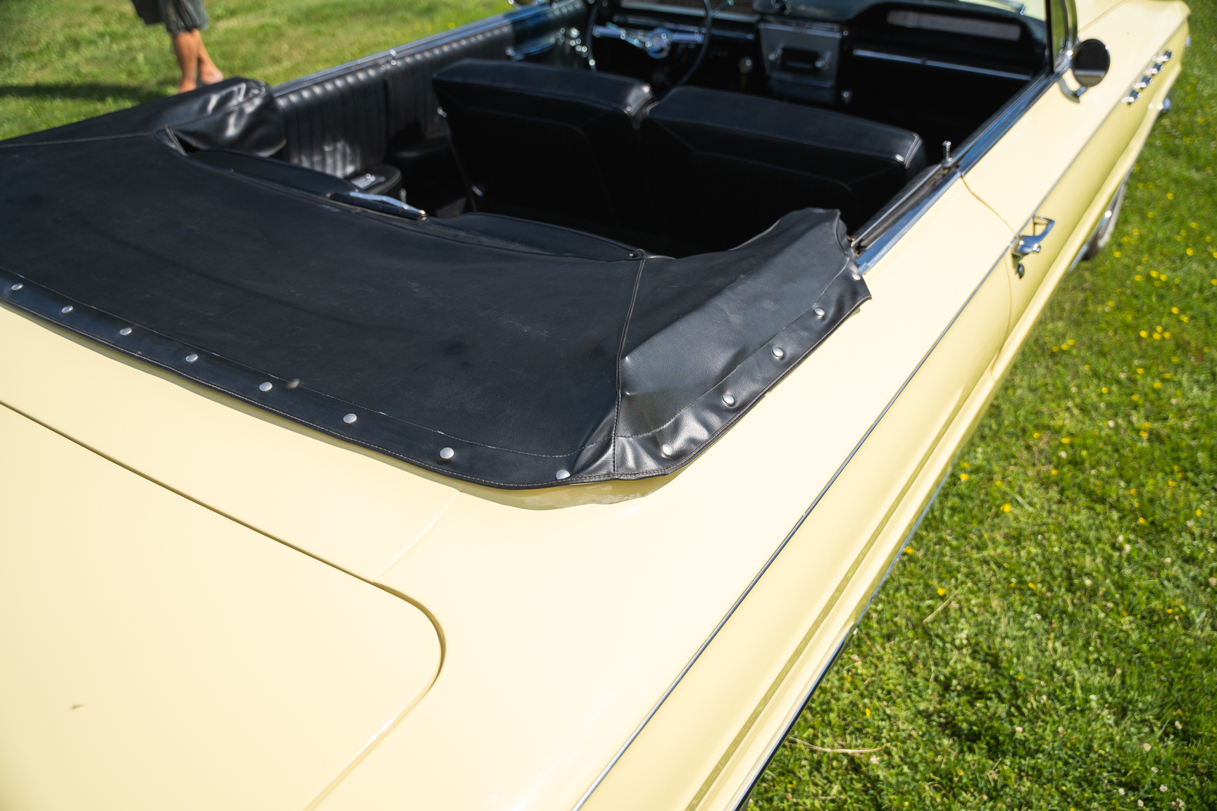 Exteriörbild på 1961 Buick Electra 225 cab