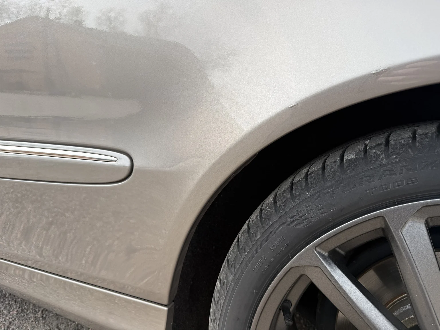 Exterior image of 2007 Mercedes-Benz Clk 280 (43)
