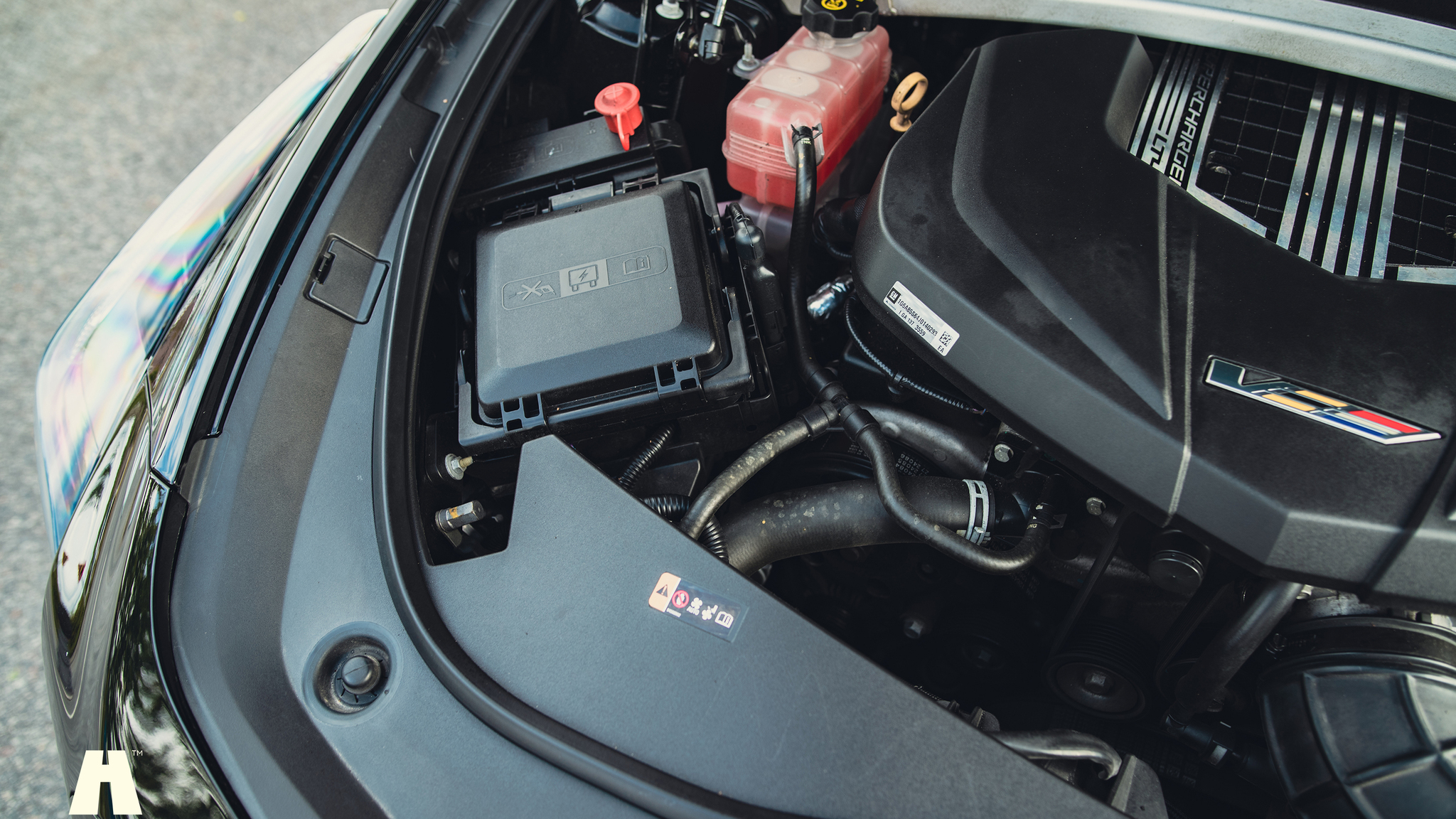 Image of 2018 Cadillac CTS-V Carbon Package mechanics