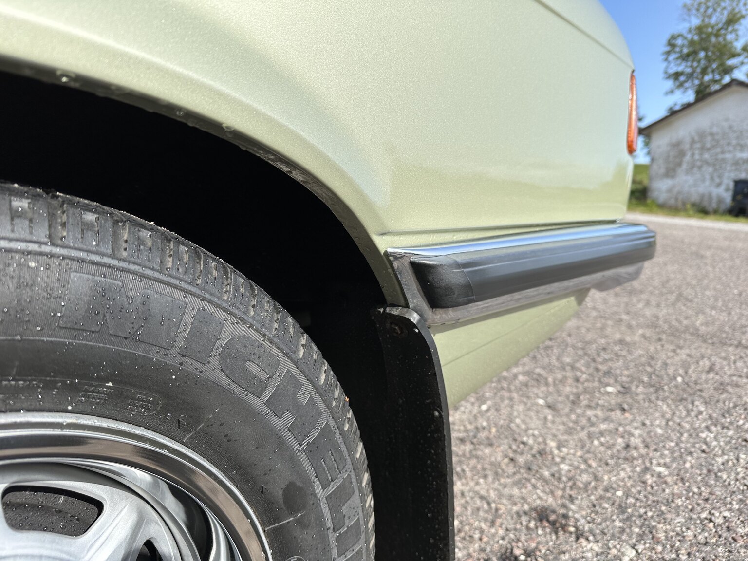 Exteriörbild på 1980 BMW 320i E21