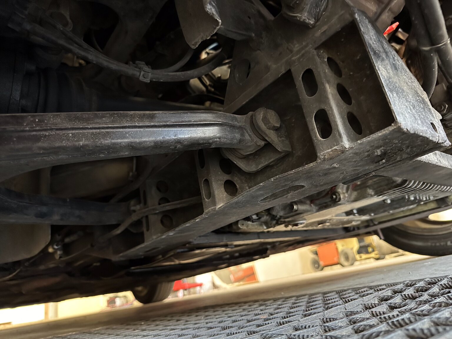 Image of 1990 Ferrari 348 (31) mechanics