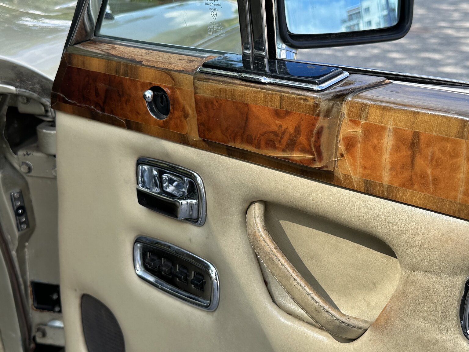 Interior image of 1979 Rolls Royce Silver Shadow