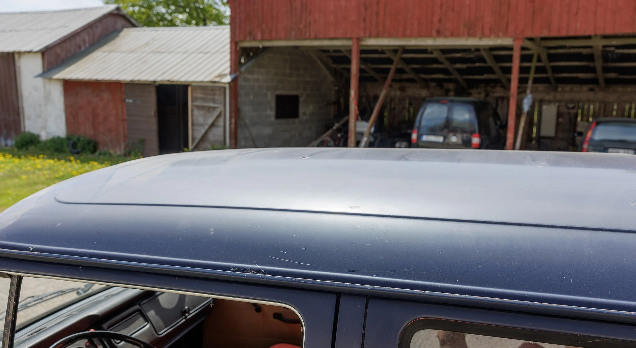 Exterior image of 1973 Volkswagen Typ 2 Transporter T2 (129)
